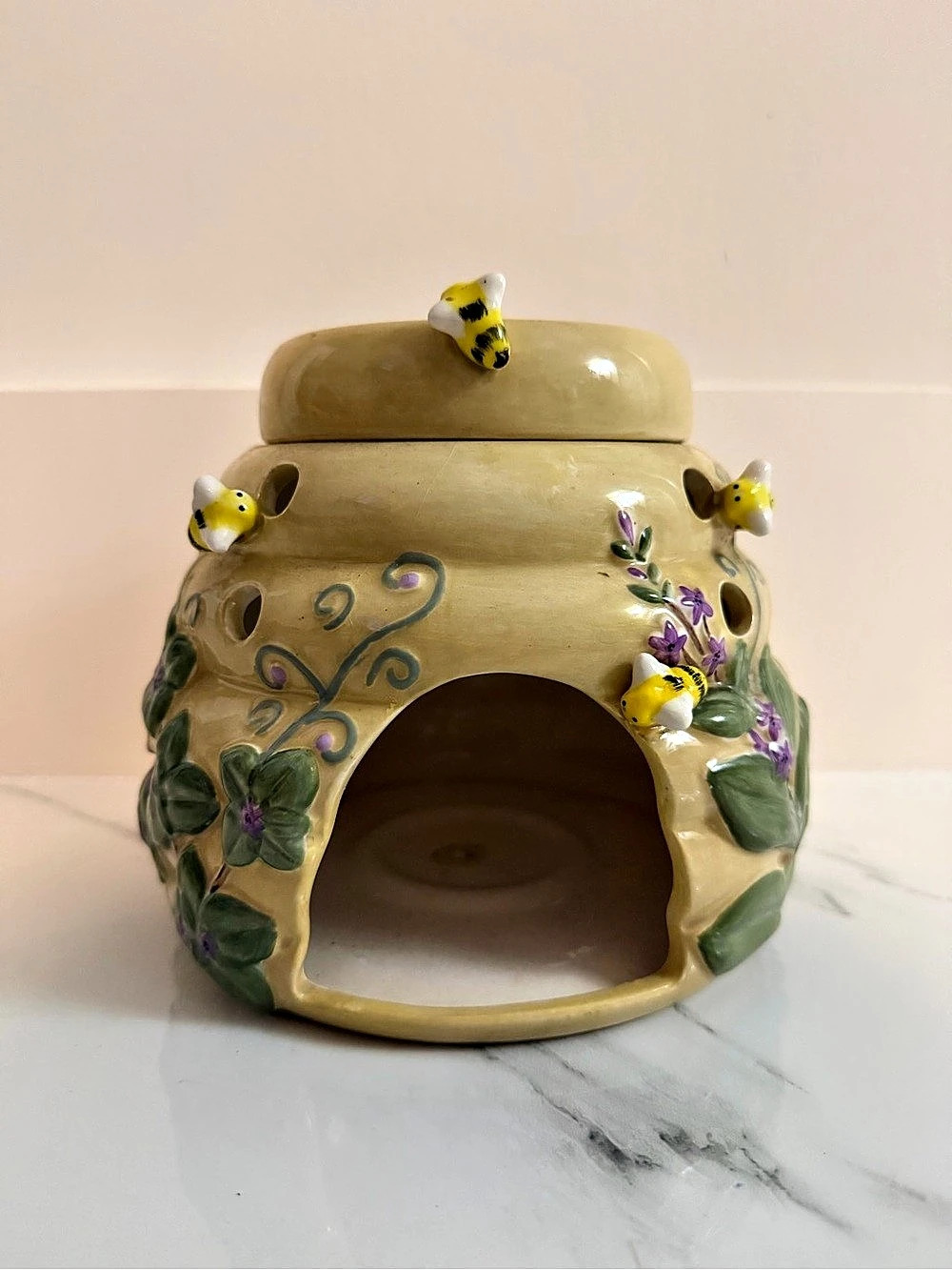 Vintage PartyLite Garden Lites Beehive Wax Warmer 2-Piece Ceramic Strawberries B